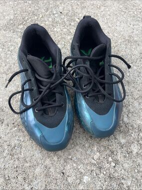 adidas Men's Iridescent Teal and Black Sneakers